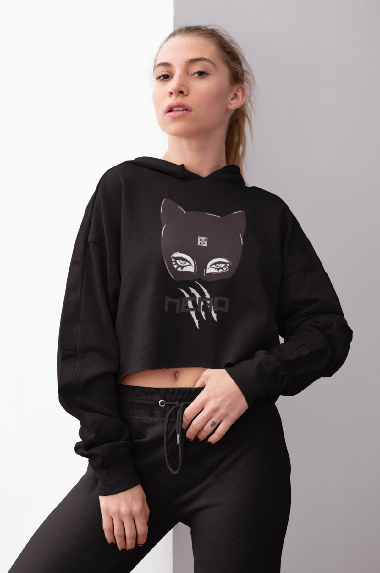 Cat eyes hoodie on sale
